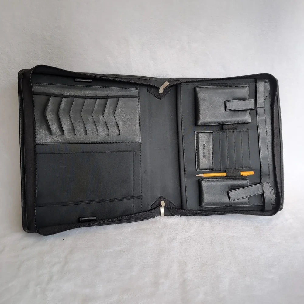 Vintage 90s Day-Timer Black Zip Portfolio Briefcase Executive Organizer Handle